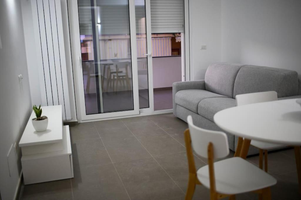 Matilde'S Flat Lägenhet Milazzo Exteriör bild